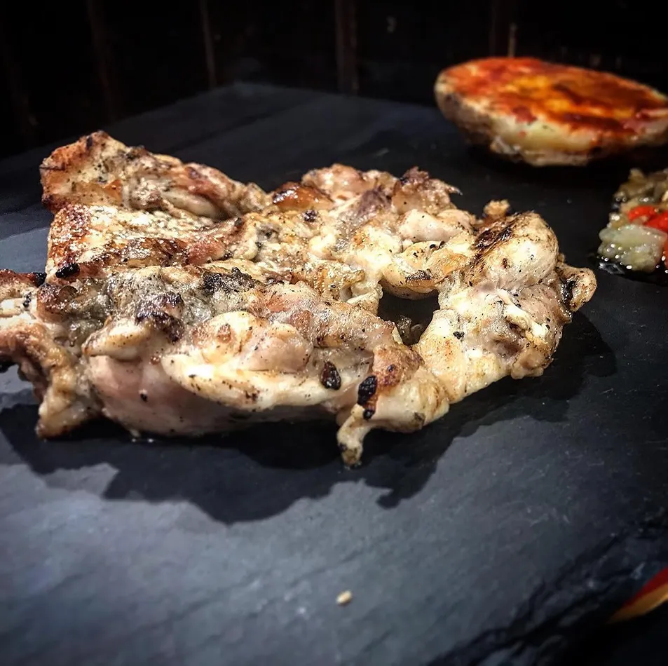 Pollo a la brasa en Xàtiva Pollo deshuesado a la brasa en Brasería en Xàtiva La Patrona